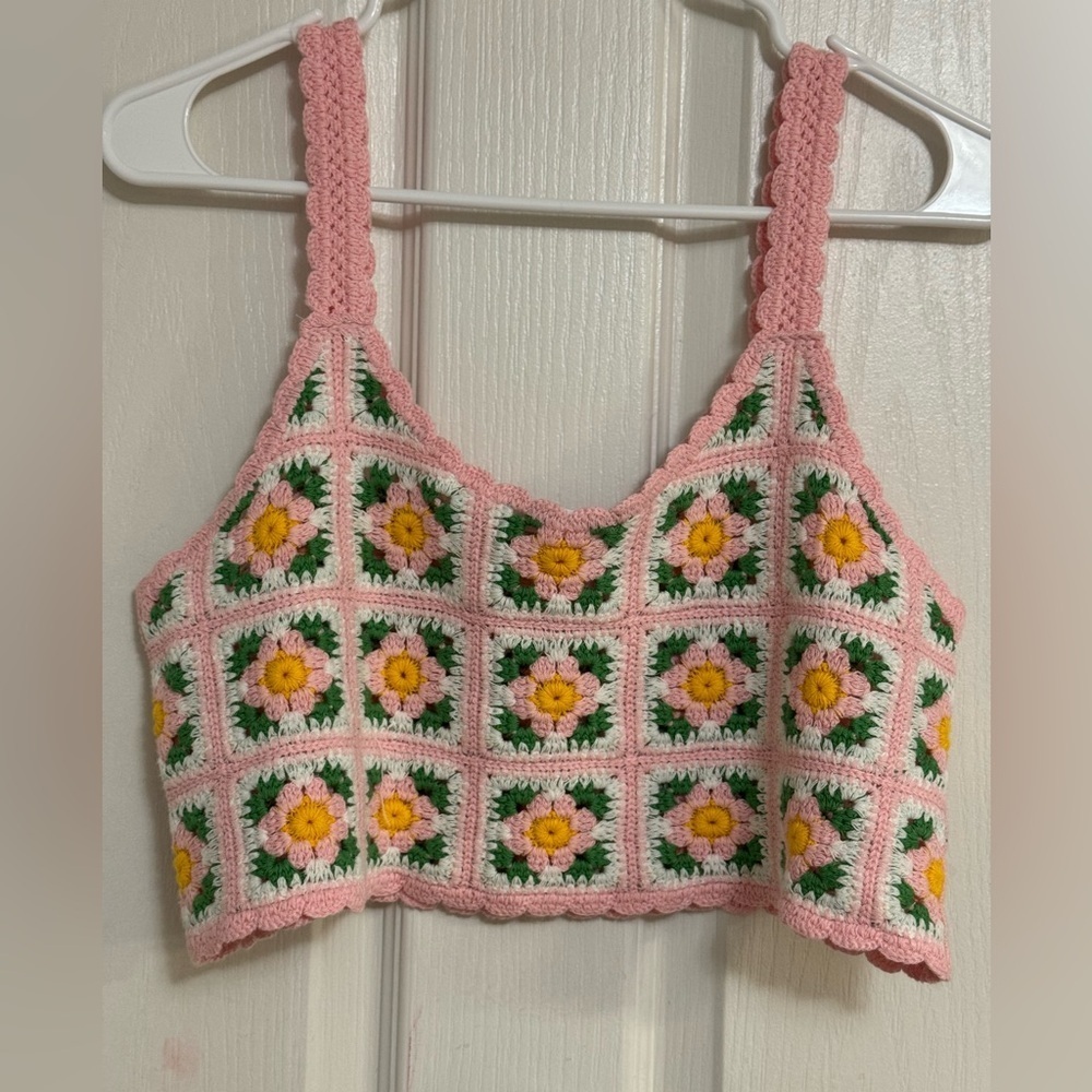 Altar’d State Crochet Daisy Crop Top Size M multicolor  flowers granny square - Picture 2 of 7